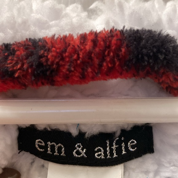 Plaid Red and Black Women's Robe - Picture 6 of 7